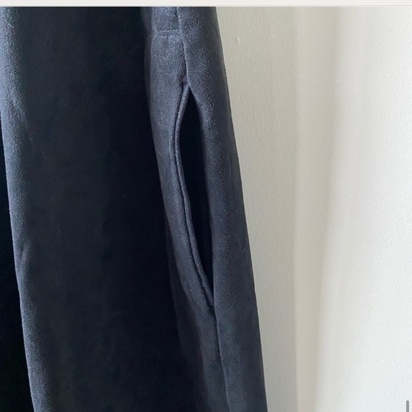 Aritzia Wilfred Black Trompette Vegan Suede Dress - Picture 9 of 9